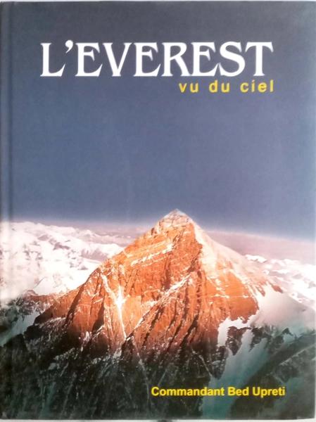 L'EVEREST VU DU CIEL by Bed Upreti
